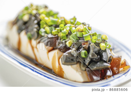中華料理で定番のピータン豆腐 86885606
