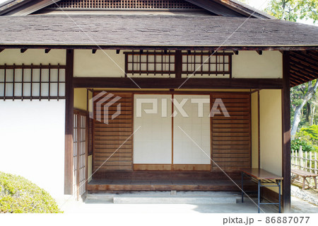 広島縮景園清風館の表玄関の景色 広島縮景園清風館の表玄関の景色 86887077