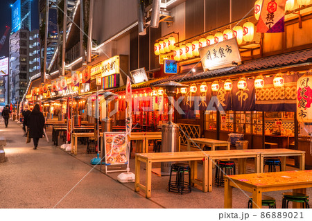 《東京都》渋谷横丁・飲み屋街 《東京都》渋谷横丁・飲み屋街 86889021