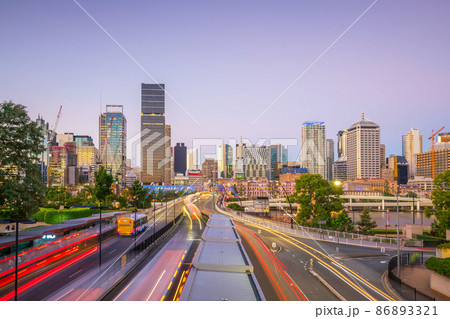 Brisbane city skyline 86893321