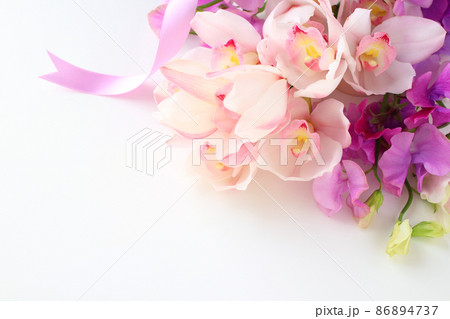 シンビジウムの花束 86894737