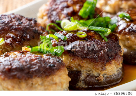 しいたけの肉詰めあんかけ。 しいたけの肉詰めあんかけ。 86896506