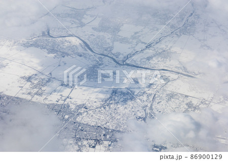 冬の山形上空 86900129