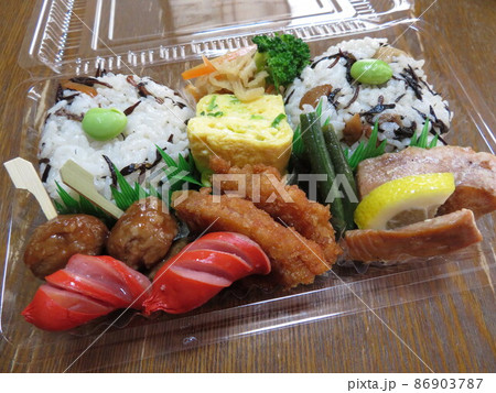 彩り豊かな惣菜弁当 彩り豊かな惣菜弁当 86903787