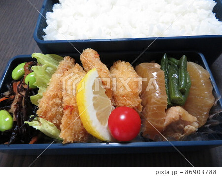 彩り豊かな惣菜弁当 彩り豊かな惣菜弁当 86903788
