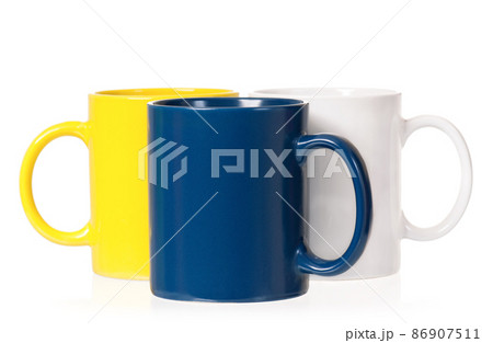 Colorful cups for coffee or tea 86907511