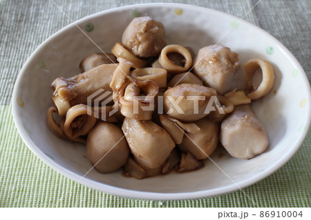 里芋とイカの煮物 里芋とイカの煮物 86910004