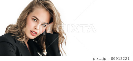 Natural look. Beauty model woman . Model test 86912221