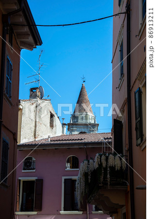 Peschiera del Garda, Venetia, Italy Peschiera del Garda, Venetia, Italy 86913211