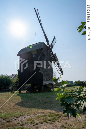 Windmill, Wilhelmsaue, Brandenburg, Germany Windmill, Wilhelmsaue, Brandenburg, Germany 86913215