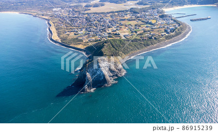 芥屋の大門のドローン空撮写真【福岡県糸島市】 芥屋の大門のドローン空撮写真【福岡県糸島市】 86915239