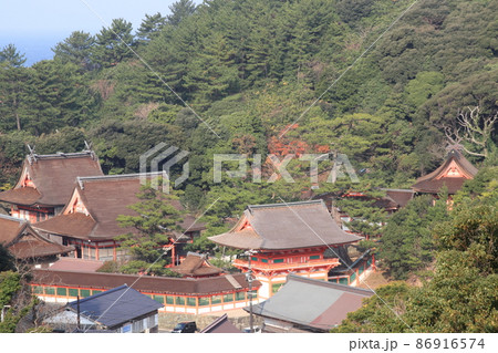 みさきうみねこ海道から見た日御碕神社 86916574
