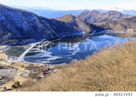 榛名山 榛名富士 榛名湖 冬景色 凍結 榛名山 榛名富士 榛名湖 冬景色 凍結 86921493