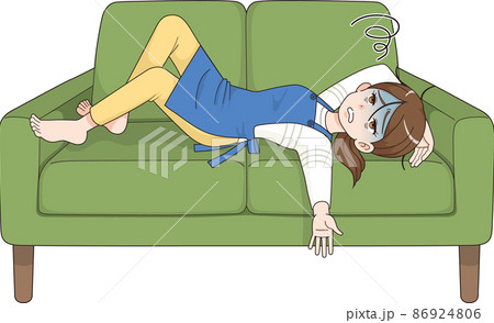 ソファでぐったりする主婦_アニメ風 86924806