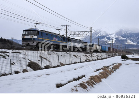 伊吹山麓　東海道本線　近江長岡を行く　重連　下り長大貨物列車 86926321