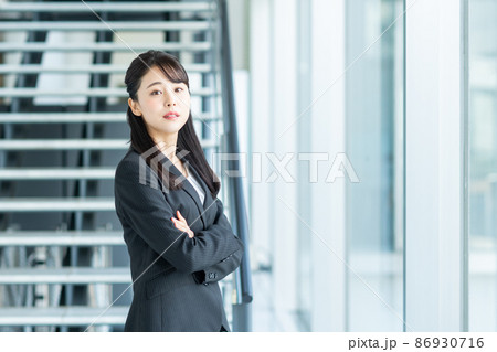 キャリアウーマン 86930716