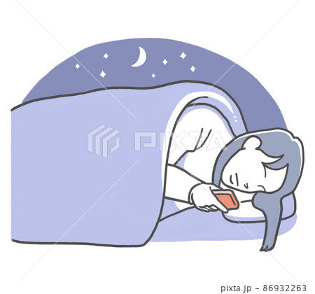 寝る前にベッドの中で携帯電話を見て 夜更かしする女性のイラスト素材