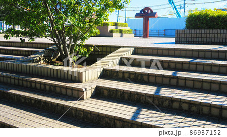 埼玉高速鉄道(埼玉スタジアム線)の東川口駅とその周辺の風景 埼玉高速鉄道(埼玉スタジアム線)の東川口駅とその周辺の風景 86937152