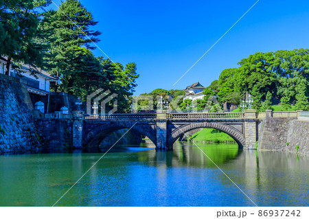 【東京の都市風景】皇居周辺の風景(二重橋) 【東京の都市風景】皇居周辺の風景(二重橋) 86937242