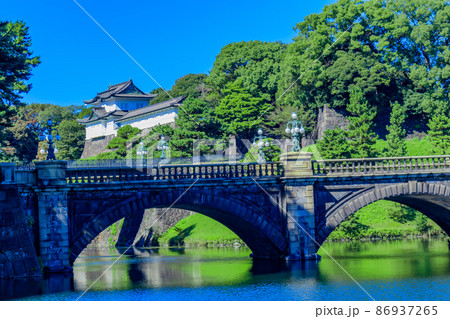 【東京の都市風景】皇居周辺の風景(二重橋) 【東京の都市風景】皇居周辺の風景(二重橋) 86937265