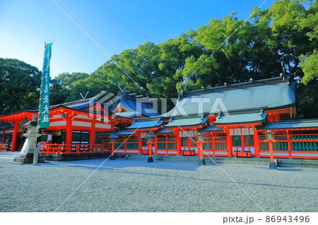 【和歌山県】快晴下の熊野速玉大社（熊野稲荷神社）上三殿 86943496