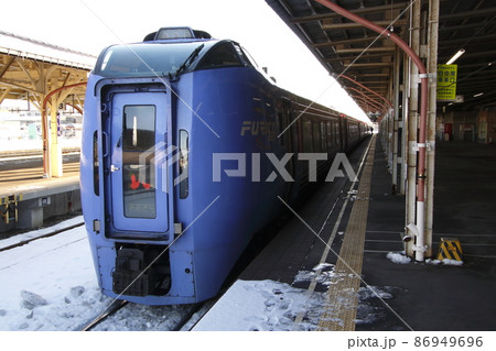釧路駅：特急おおぞら（キハ283系：札幌⇔釧路） 86949696