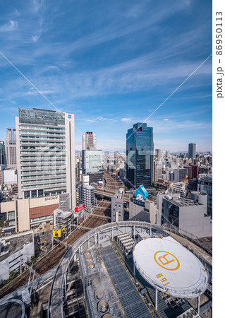 大阪　梅田　HEPFIVEの観覧車からの俯瞰風景　　【大阪　梅田　風景】 86950113