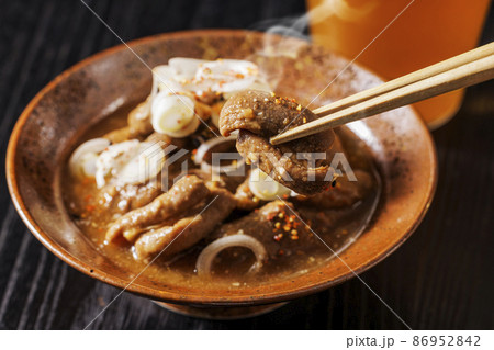 豚のもつ煮込み 86952842