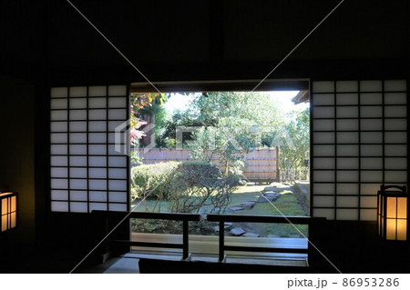 偕楽園好文亭御殿から眺める日本庭園 偕楽園好文亭御殿から眺める日本庭園 86953286