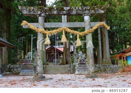 古来の神社仏閣　     信州の七窪神社 86953287