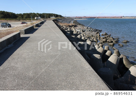 海岸の堤防 海岸の堤防 86954631