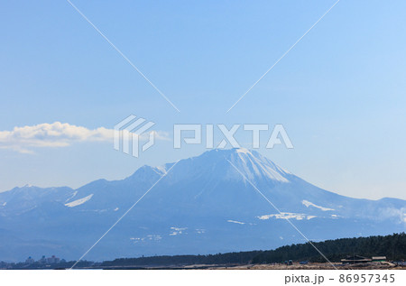 冬の大山 86957345