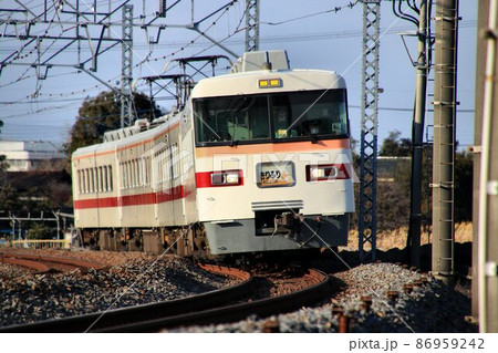 いぶし銀の走り…下町・浅草と日光を結ぶ…ベテラン特急【きりふり・350系】 いぶし銀の走り…下町・浅草と日光を結ぶ…ベテラン特急【きりふり・350系】 86959242