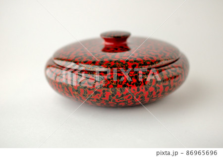 津軽塗のお菓子入れ 津軽塗のお菓子入れ 86965696