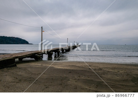 千葉県南房総市の原岡桟橋 86966777
