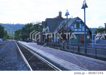 アリゾナ州 フラッグスタッフ 駅舎 アリゾナ州 フラッグスタッフ 駅舎 86967344