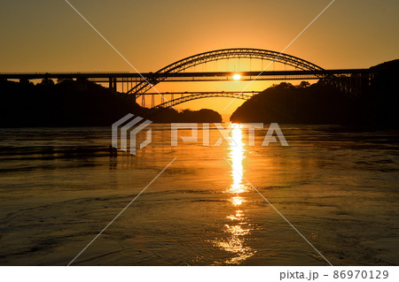 西海橋の朝日 西海橋の朝日 86970129