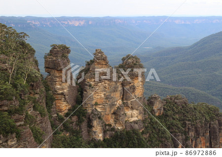 オーストラリアのスリーシスターズ 86972886