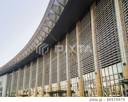 中国 天津駅 (北口) / Tianjin Railway Station, China 86979979