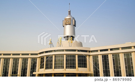 中国 天津駅 (南口) / Tianjin Railway Station, China 中国 天津駅 (南口) / Tianjin Railway Station, China 86979980