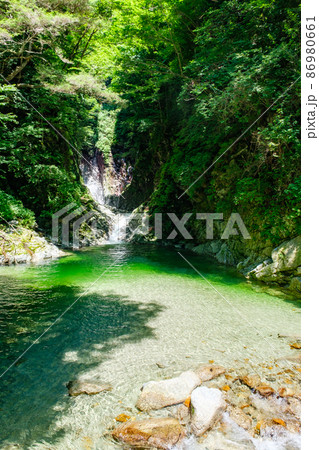 尾白川渓谷（夏）：千ヶ淵 86980661