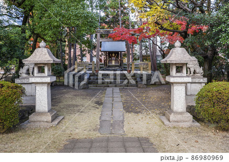 ノリタケの森敷地内にある日陶神社の写真素材 [86980969] - PIXTA