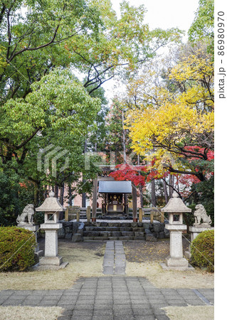 ノリタケの森敷地内にある日陶神社 86980970