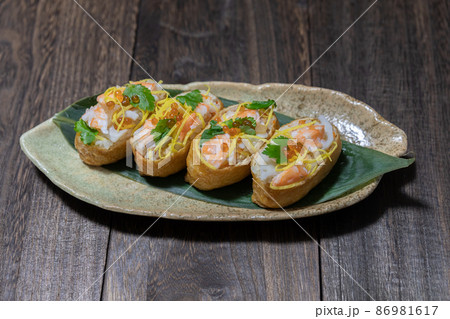 いなり寿司 86981617