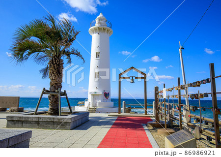 美浜町　晴天の野間崎灯台 86986921