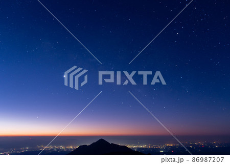 冬の韓国岳の夜明け 冬の韓国岳の夜明け 86987207