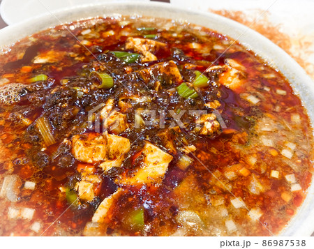 四川料理・麻婆刀削麺 86987538