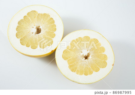 晩白柚のカット面 86987995