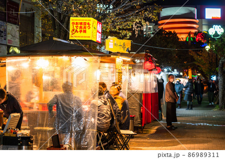 《福岡県》博多中洲・屋台 86989311