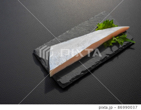 ブリトロの刺身柵 ブリトロの刺身柵 86990037
